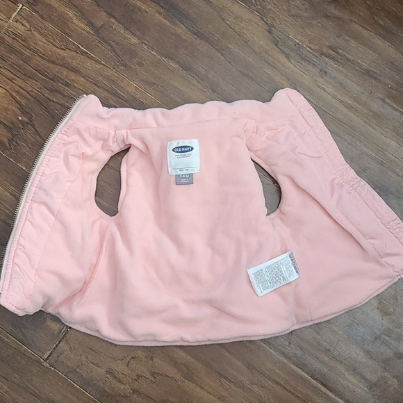 Pink vest - Picture 2 of 4